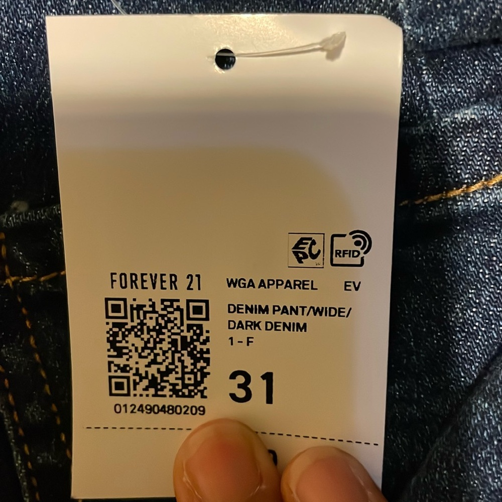 Forever 21 Jeans! Brand New with tags! Never Worn. Purchased the wrong size.